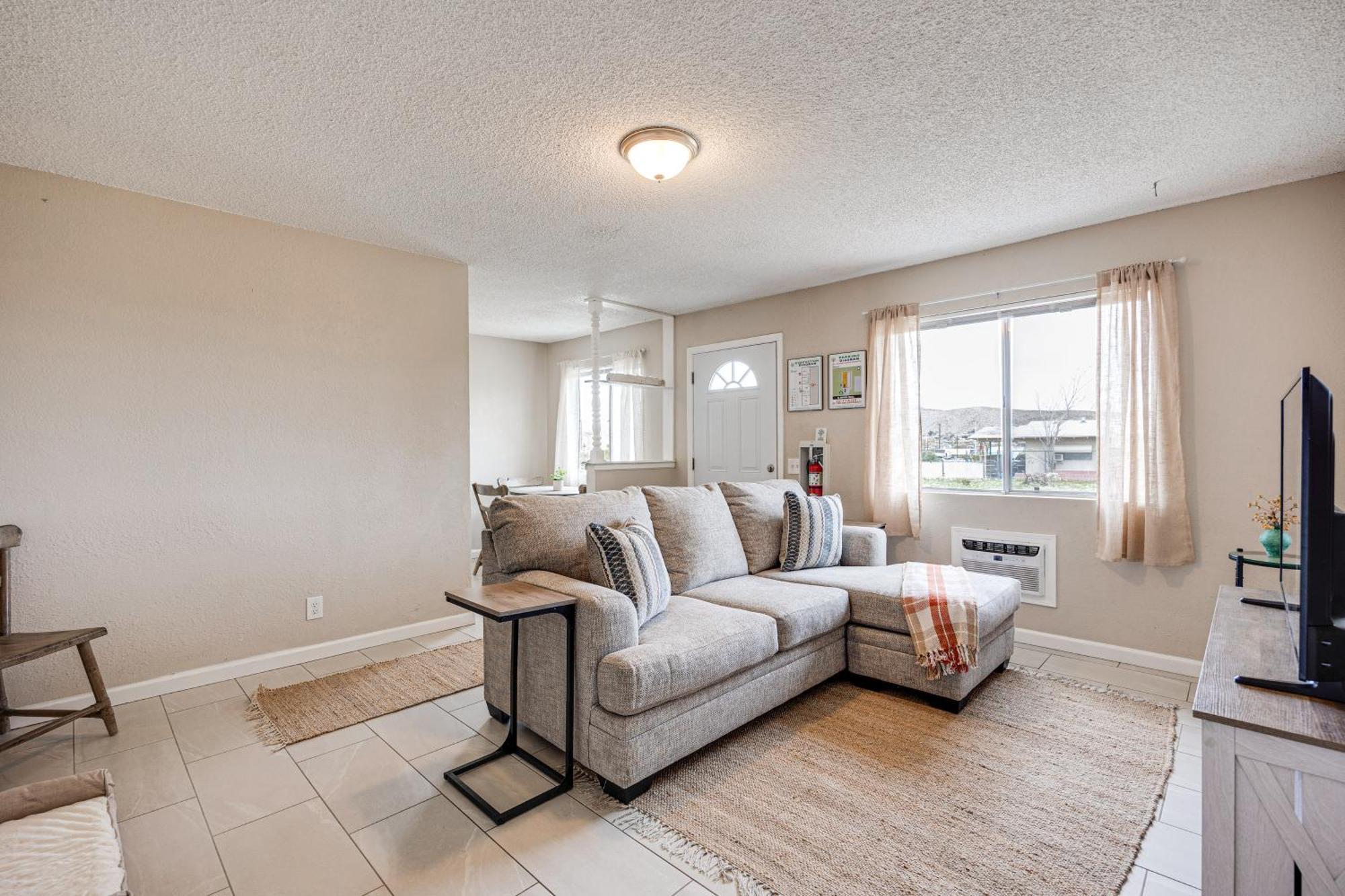 Convenient Joshua Tree Apartment - Walk To Town! المظهر الخارجي الصورة