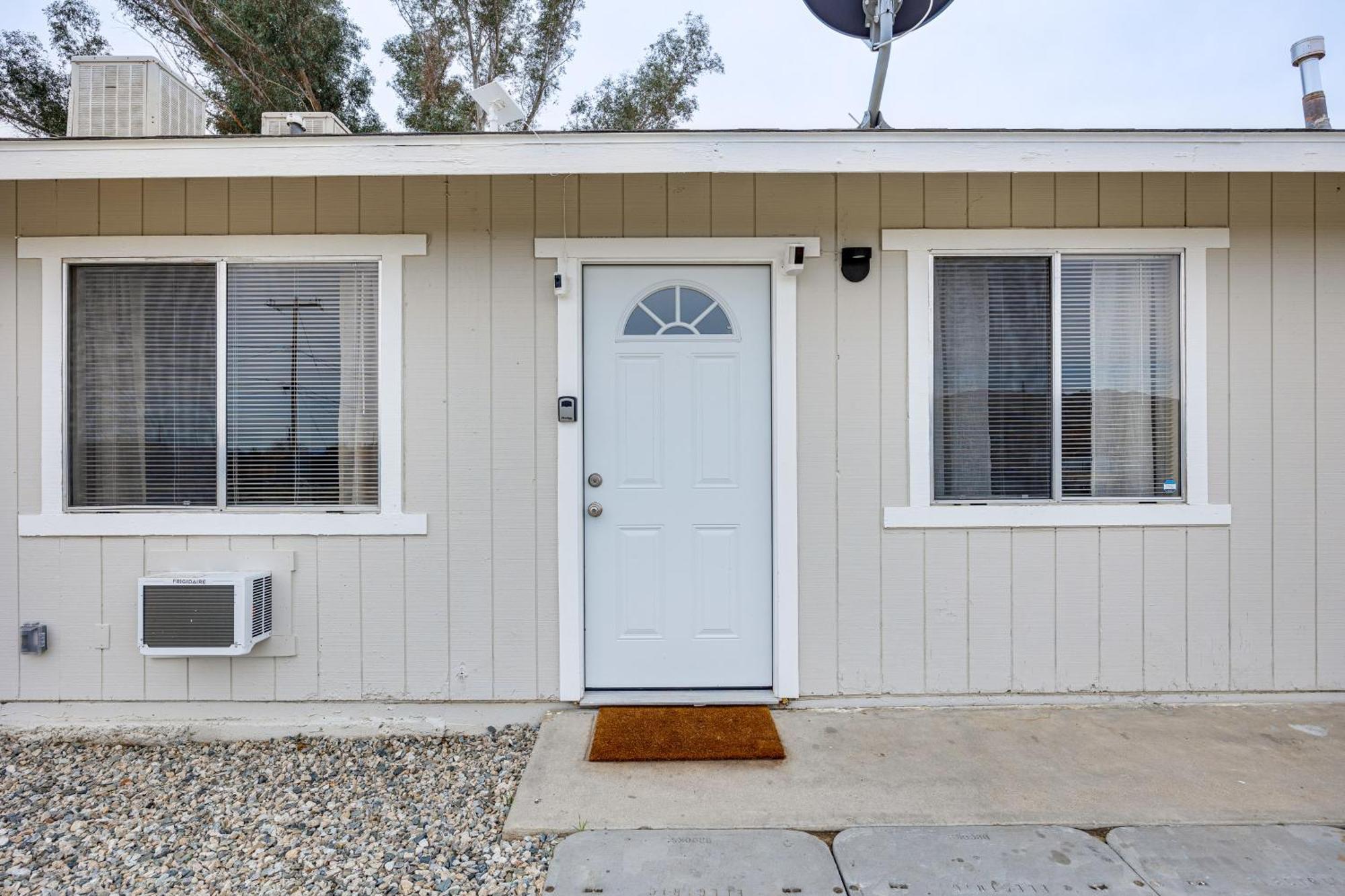 Convenient Joshua Tree Apartment - Walk To Town! المظهر الخارجي الصورة